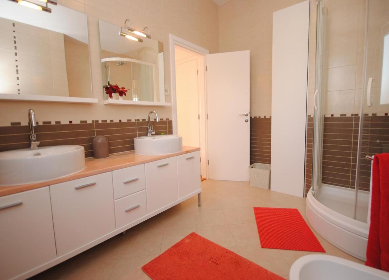 Seaview Luxury Apartment "Lucy" With Terrace & Vintage Summer Kitchen Трогір Екстер'єр фото